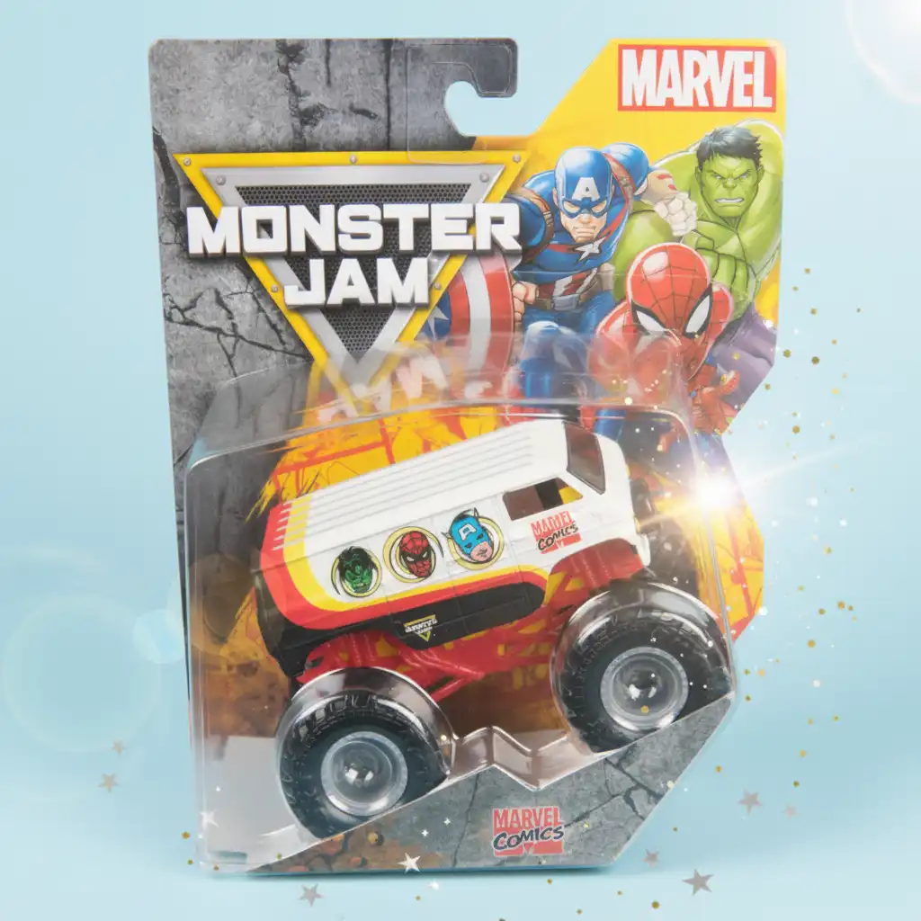 Hallitse areenaa voittamattomien Marvel-sankareiden kanssa neljällä pyörällä.