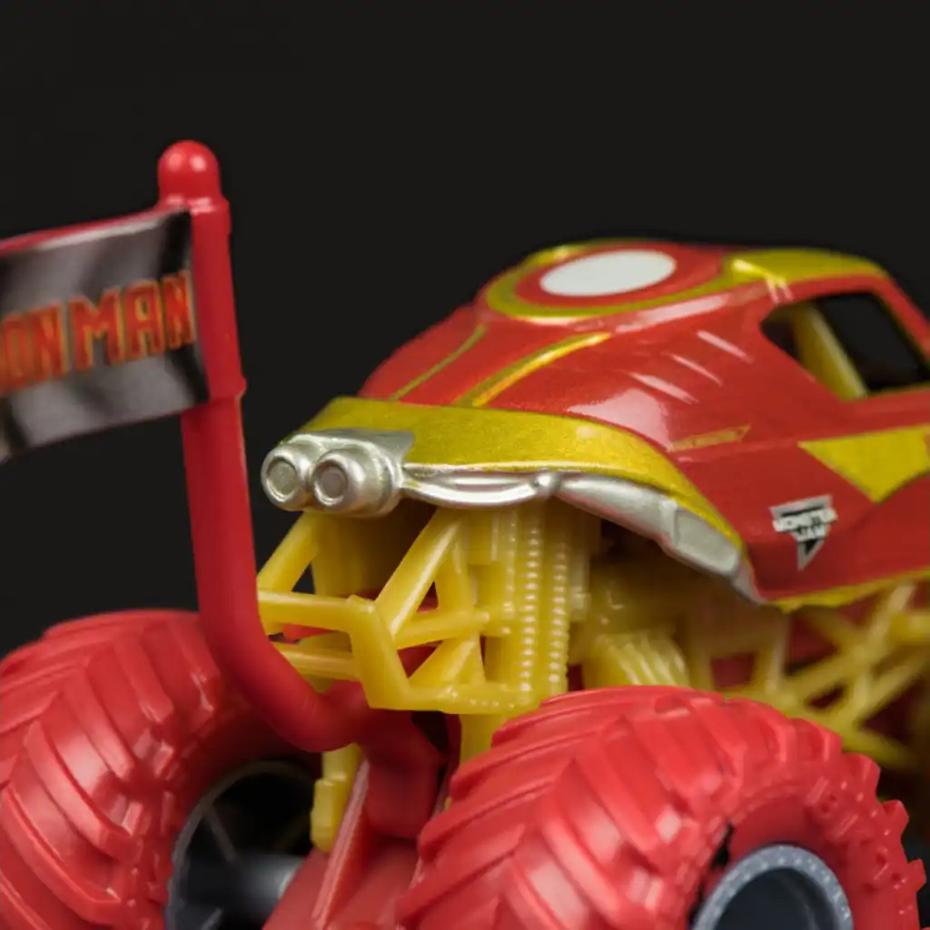 Kehitä mielikuvitustasi Iron Manin sankariteoilla.