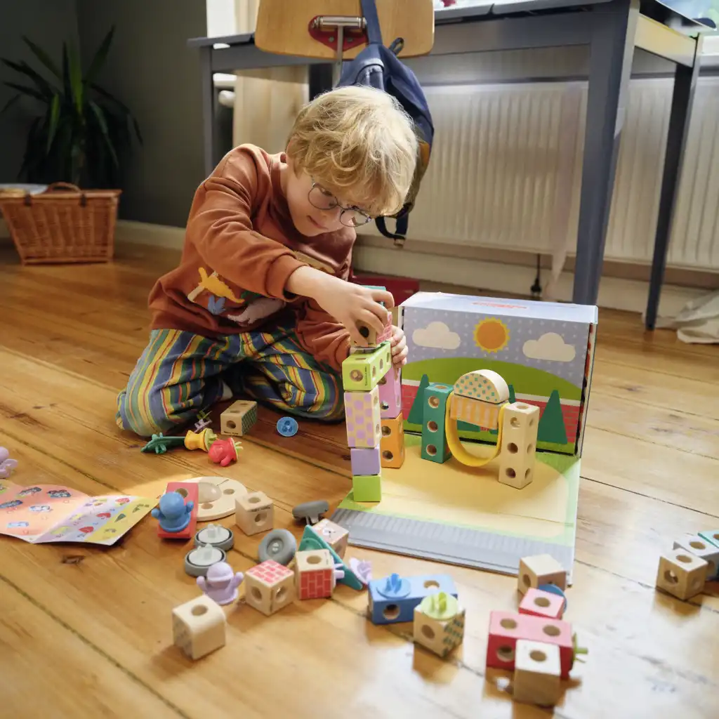 Tue lapsen tervettä kehitystä mielekkään leikin kautta.